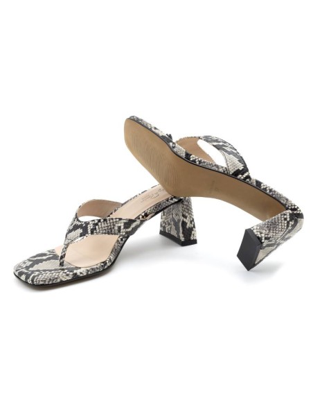 Zapato de Vestir de piel liso color negro