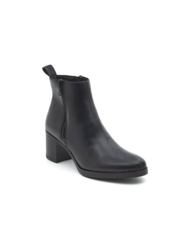 Black leather women's boots