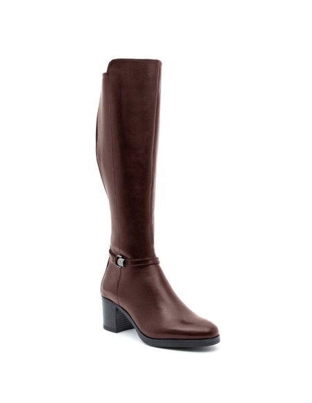 Botas de mujer de piel con aplique metálico color marrón