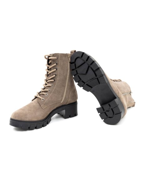 Botas de mujer de ante suaves al tacto color beige