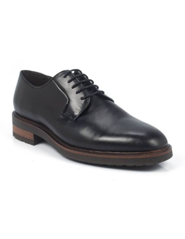 Derby de piel liso color negro