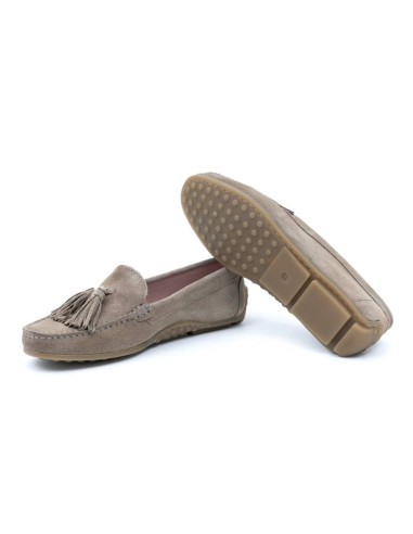 Mocasines de mujer de ante con borlas color beige