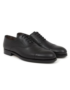 Black leather Oxford