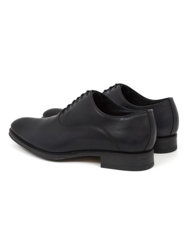 Black leather Oxford