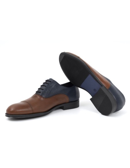 Oxford de piel liso color cuero