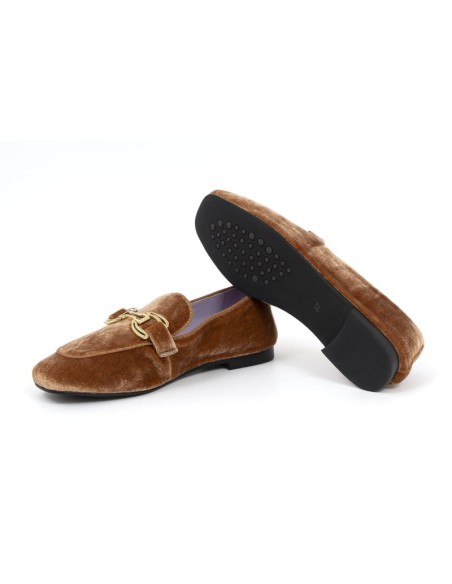 Beige velvet women's moccasins