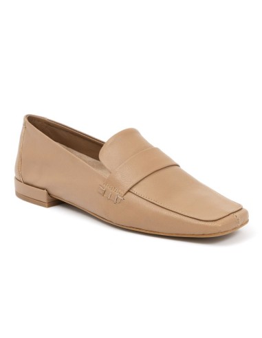 Beige leather women's moccasins