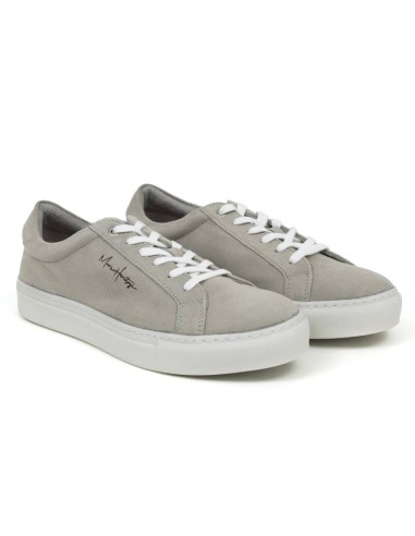 Sneakers de piel con cordones en contraste color gris