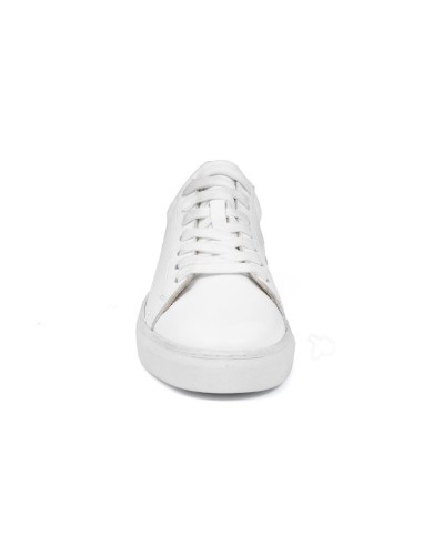 White leather sport shoe