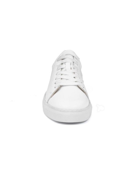 White leather sport shoe