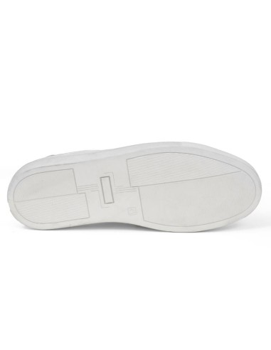 White leather sport shoe