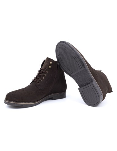 Brown suede boot