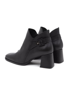 Black solid color women's boots 2