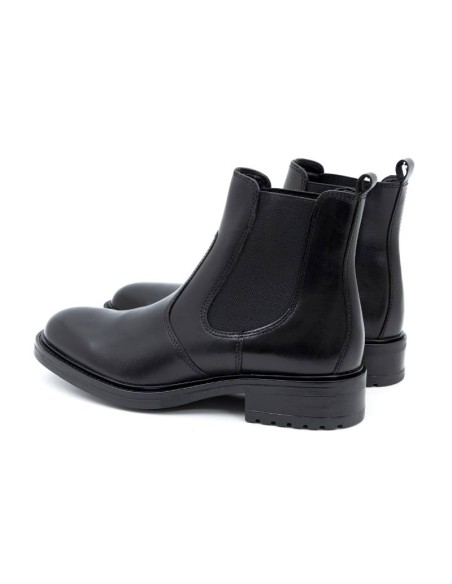 Black leather women's boots