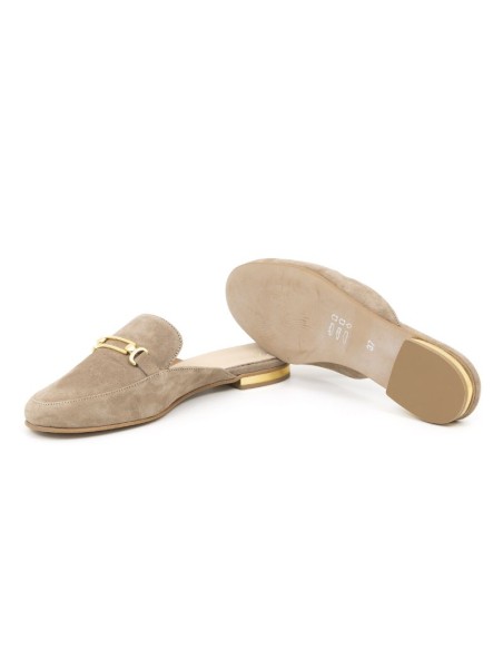 Beige velvet women's moccasins
