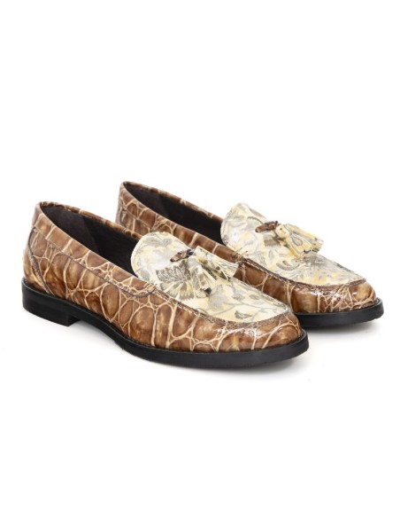 Light Brown leather women's moccasins