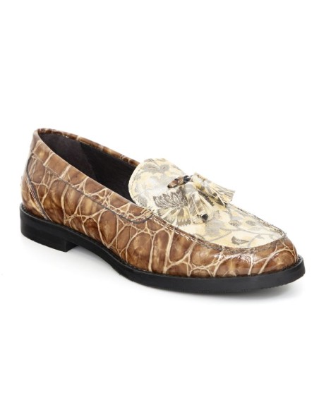 Mocasines de mujer de piel con borlas color cuero