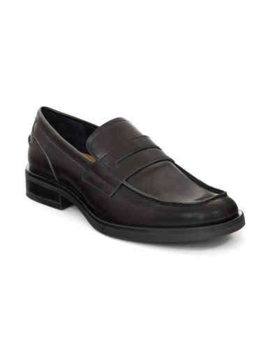 Brown leather women's moccasins