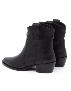 Black leather women's boots 2