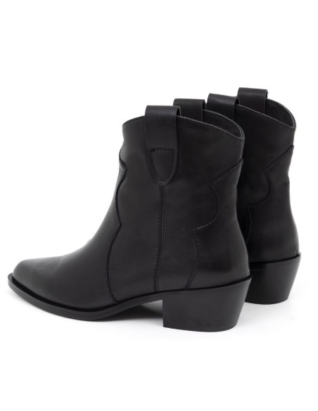 Black leather women's boots