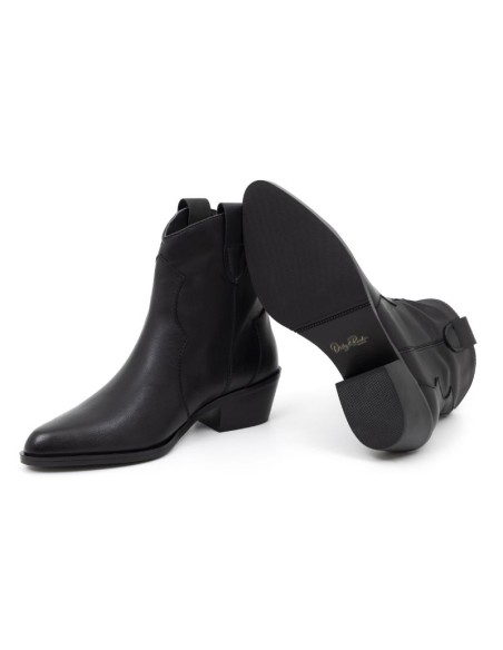 Botines de mujer de piel liso color negro