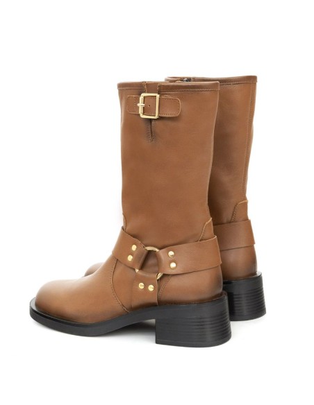 Botas de mujer de piel con hebilla color cuero
