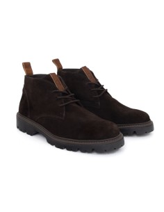 Brown suede boot