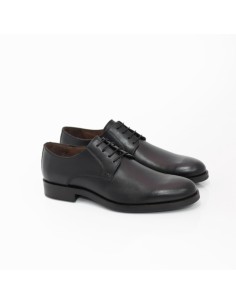 Derby de piel liso color negro