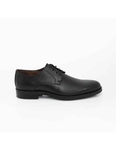 Derby de piel liso color negro