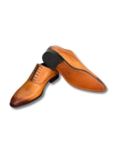 Derby de piel con costura color cuero