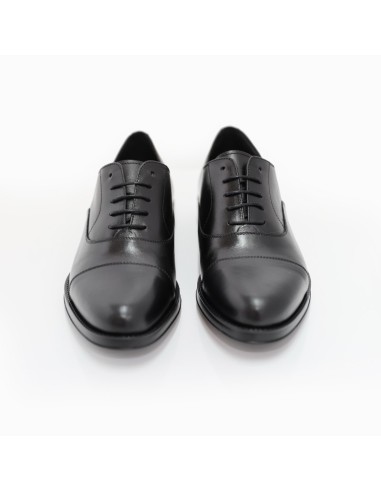 Black leather Oxford