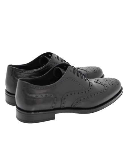 Black leather Oxford