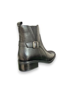 Black leather women's boots 2