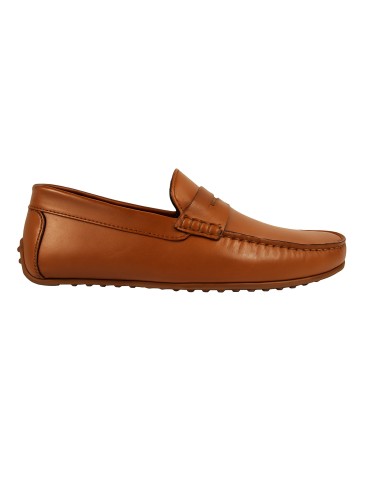 Mocasín de piel con antifaz color cuero