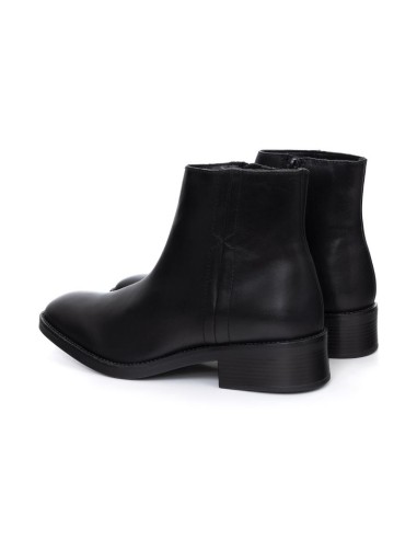Black leather women's boots