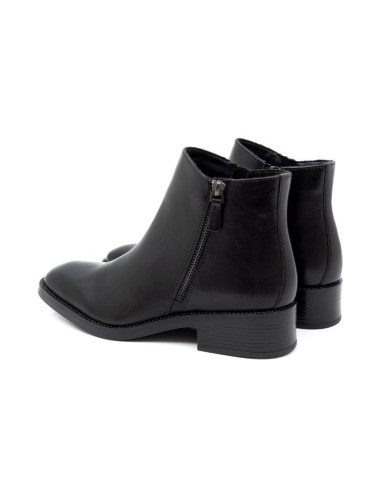 Black leather women's boots