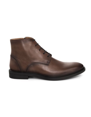 Brown leather boot