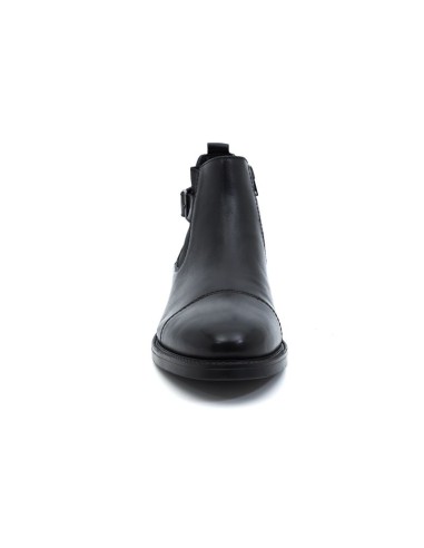 Black leather chelsea boots