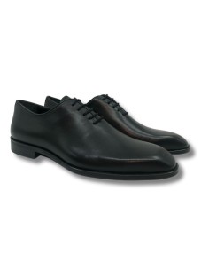 Black leather Oxford