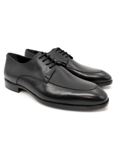 Derby de piel con bordón color negro