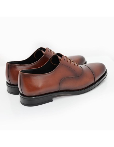Brown leather Oxford