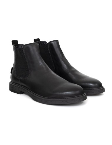 Black leather chelsea boots
