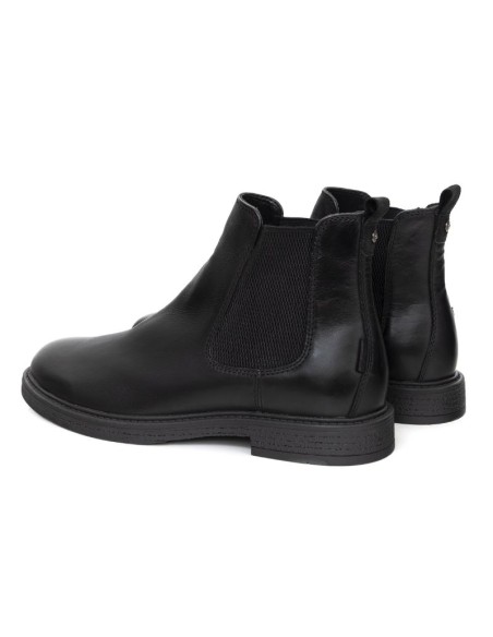 Botines Chelsea de piel acabado a mano color negro