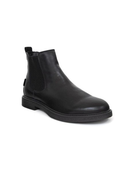 Black leather chelsea boots