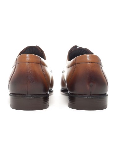 Derby de piel con costura color cuero