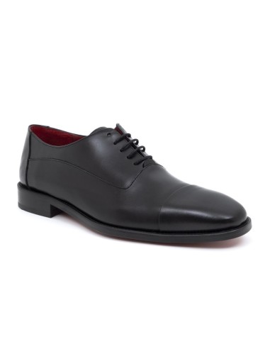Black leather Oxford