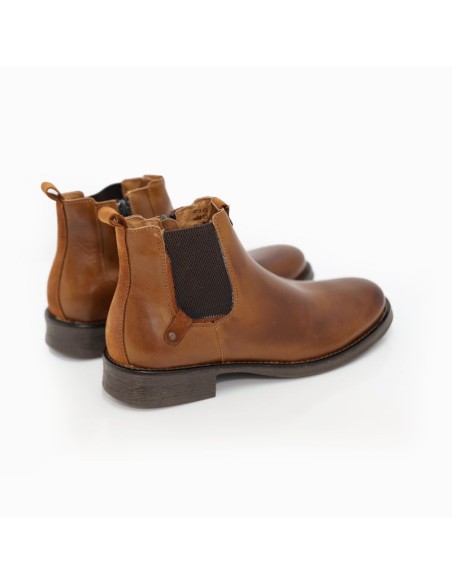Light Brown leather chelsea boots