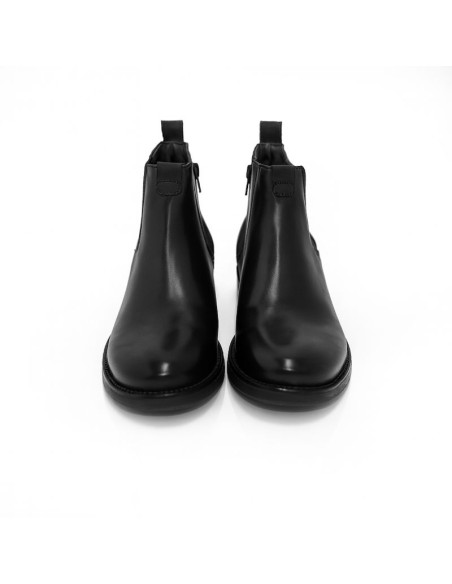 Black leather chelsea boots