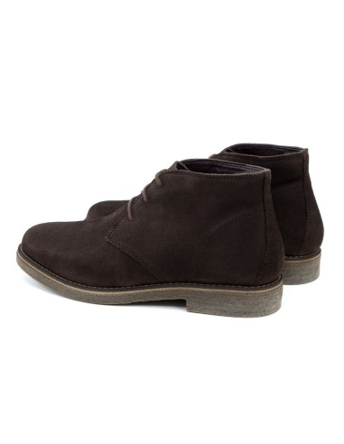 Brown suede boot