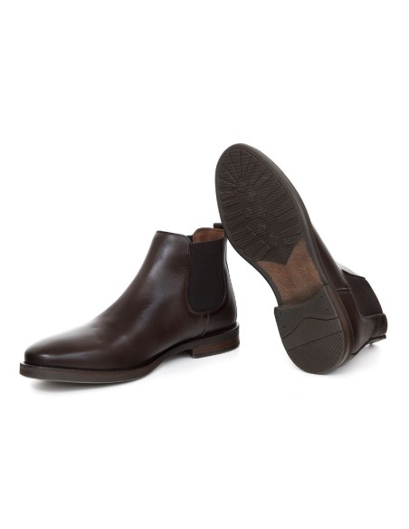 Brown leather chelsea boots